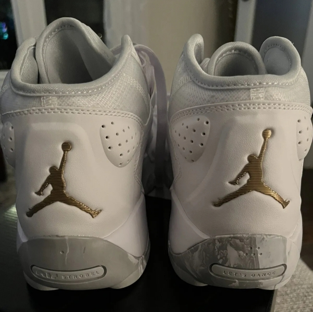 NEW JORDAN ZION 2 TB Metallic